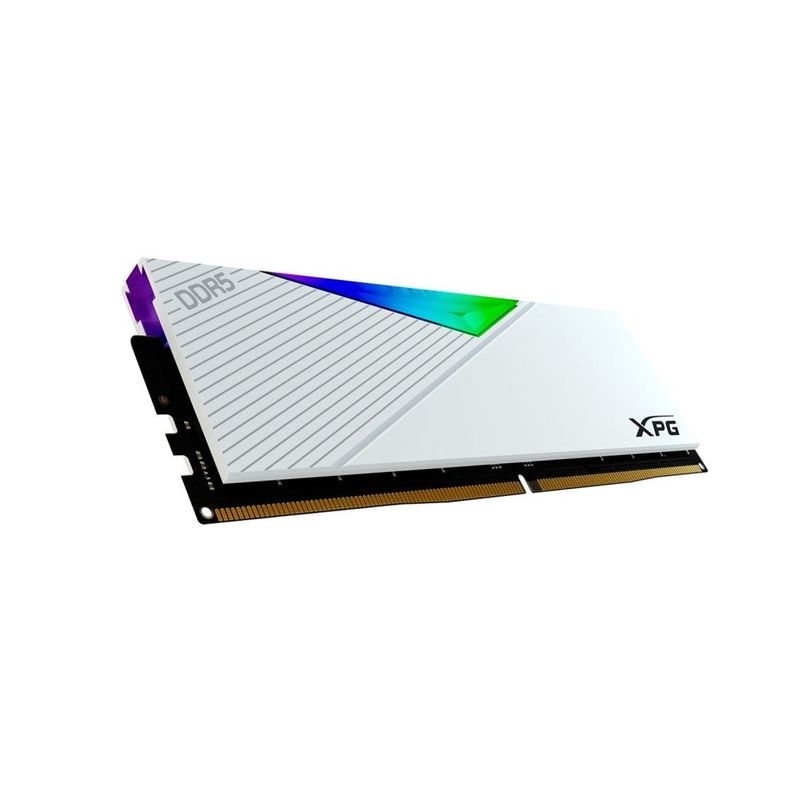 ADATA-AX5U5200C3816G-CLARWH-4